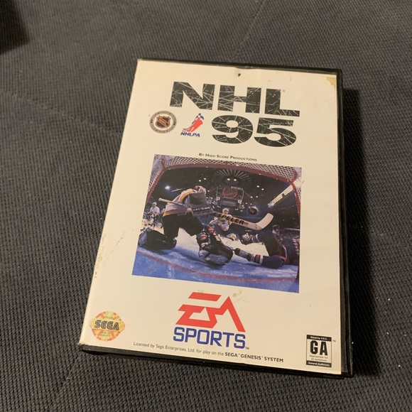 NHL 95’ 🥅 - Picture 1 of 3